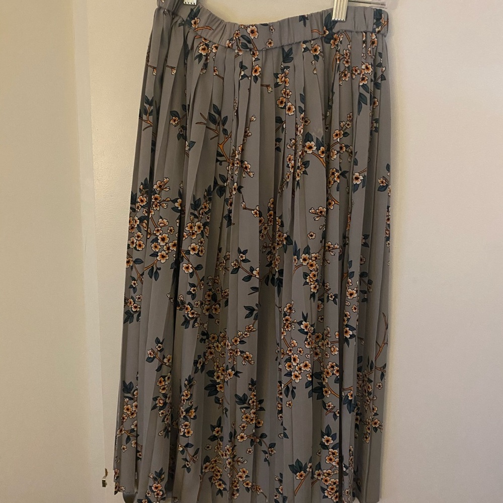 Banana Republic Floral Pleated Midi Skirt